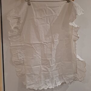 New! Embroidered Scallop White Shams(2)